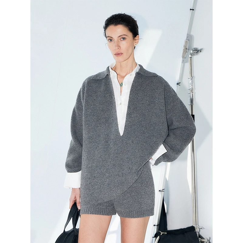 棘光THORNSAURA I00绵羊毛长袖毛衣/短裤套装春季女-T2501SZ612