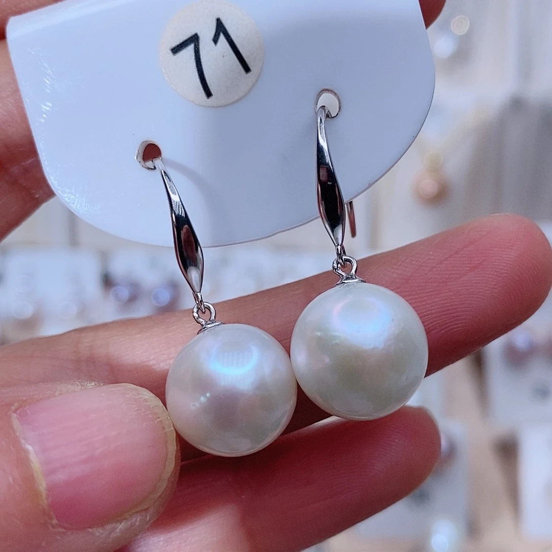 颈饰银S925镶嵌淡水珍珠