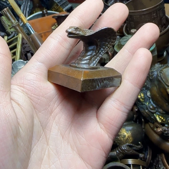 铜器把玩摆件链接