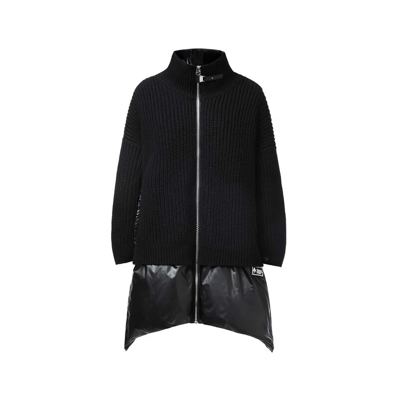 圣迪奥女装个性时尚气质立领针织字母拼接羽绒服S24483106