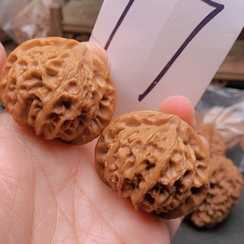 吊坠桃核43全品玉玺宫灯