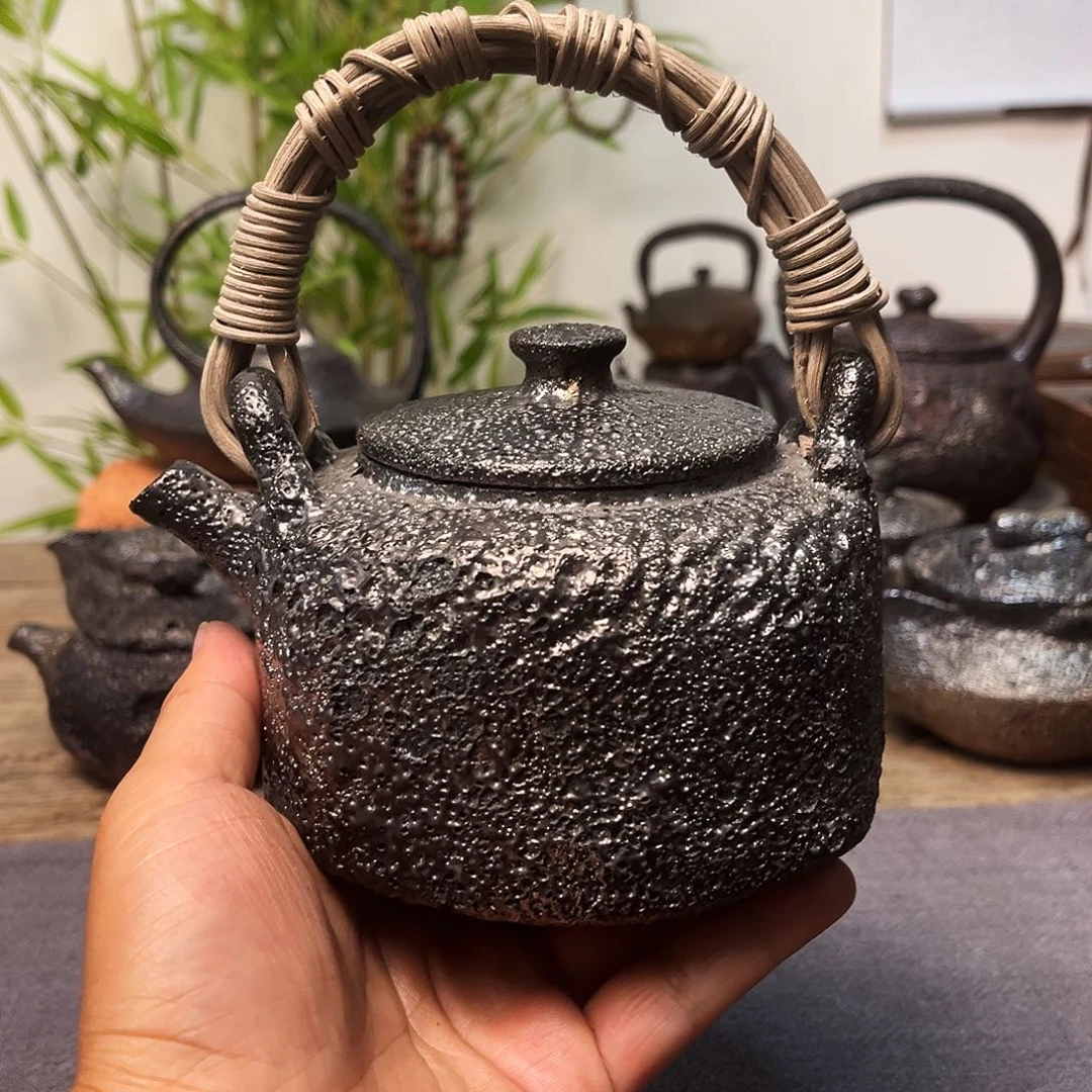 壶用****1荥经黑砂馒头窑精美烧水壶