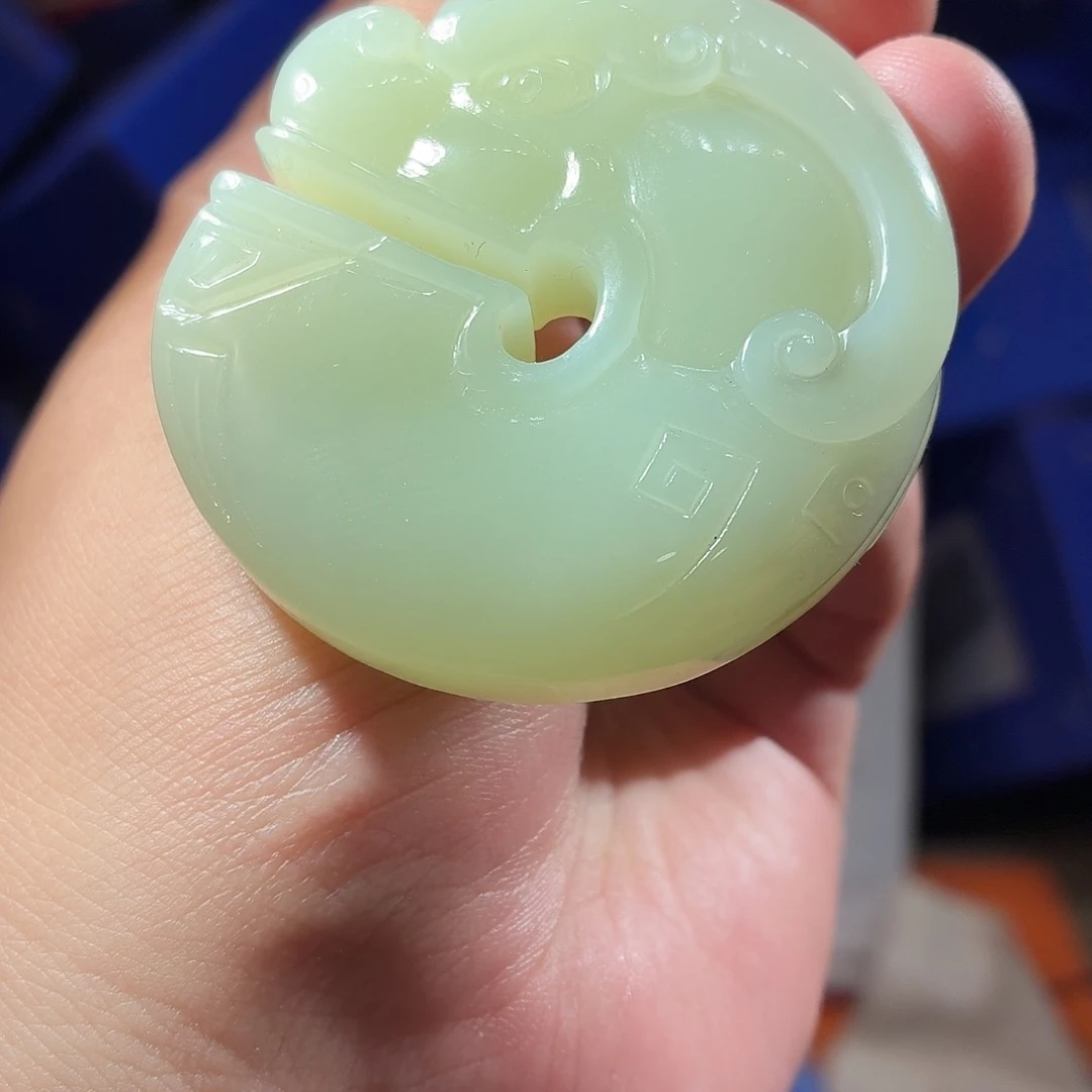 和田玉（糖玉）未镶嵌颈饰