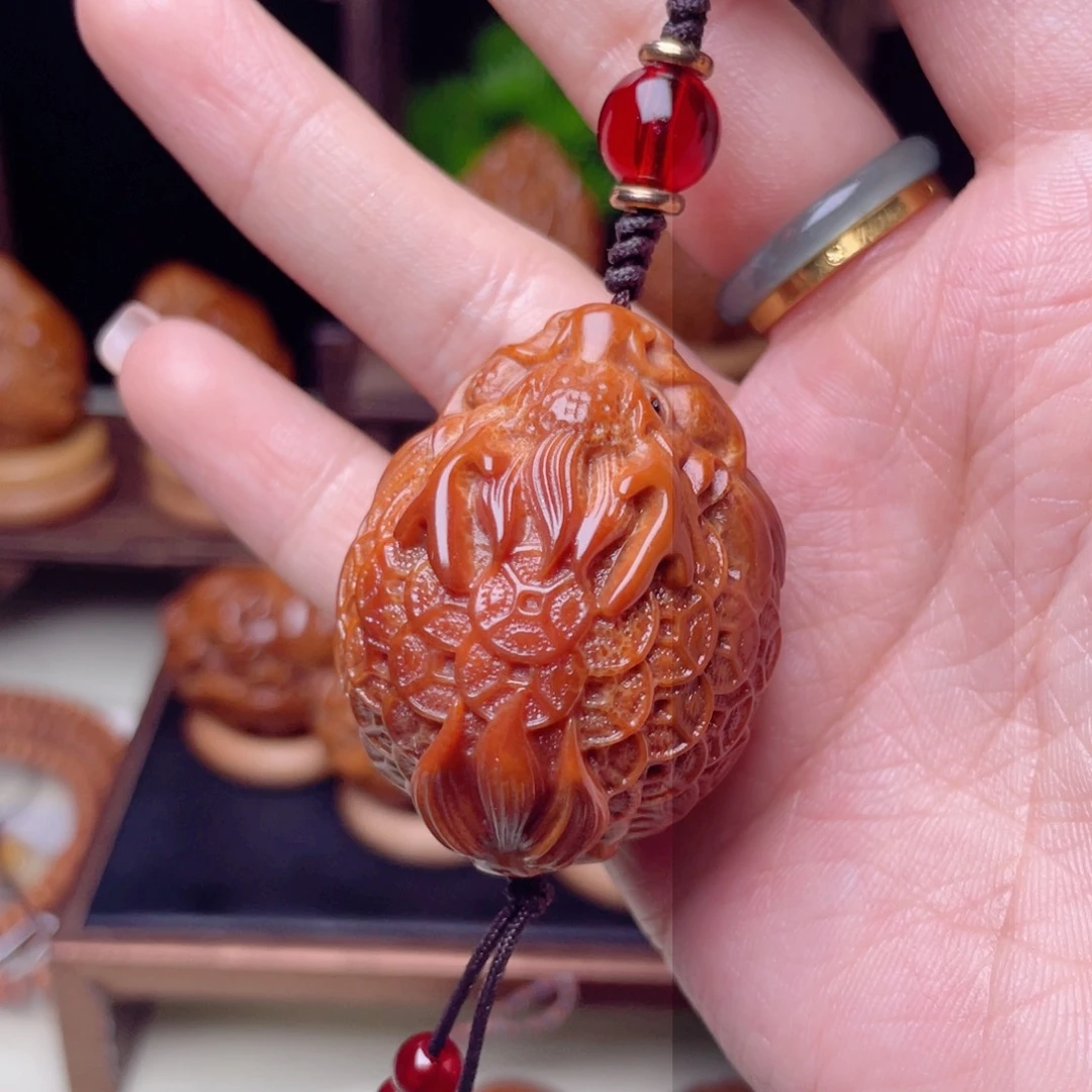 吊坠橄榄核金币龙龟指环