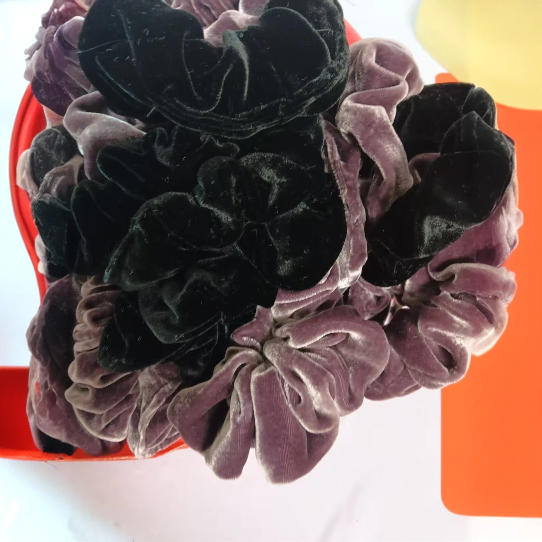 春夏衣服上的佩色，简单大气4季可配可做口袋巾或头花，颜色百搭