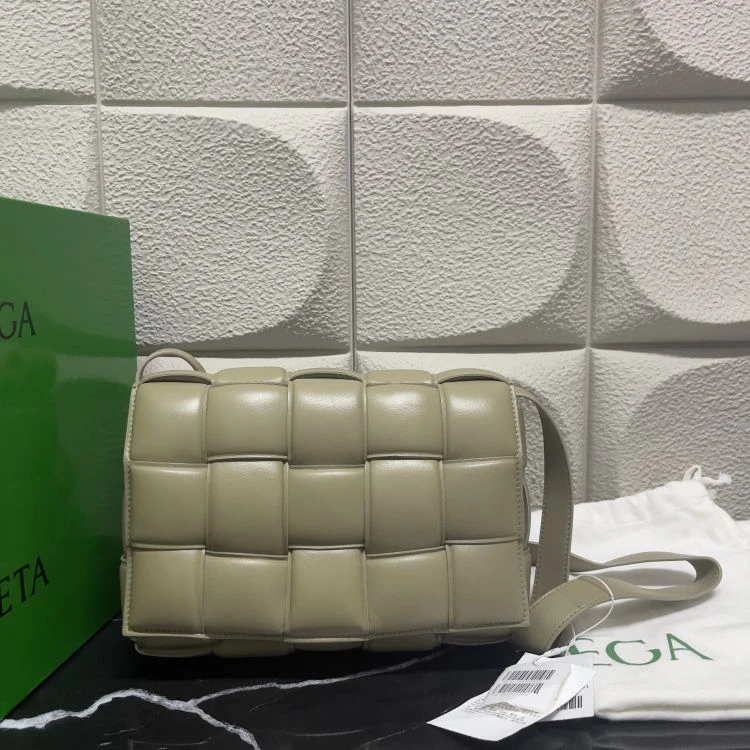 未使用/葆蝶家/C14041232681/[251114SWB]