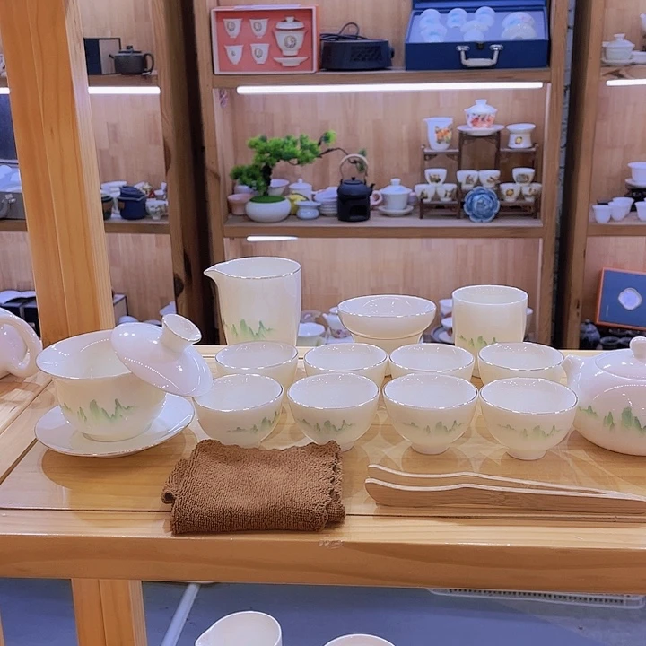 绿水青山羊脂玉套装