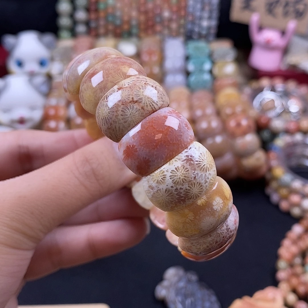 未镶嵌手牌 硅化珊瑚（珊瑚玉）29