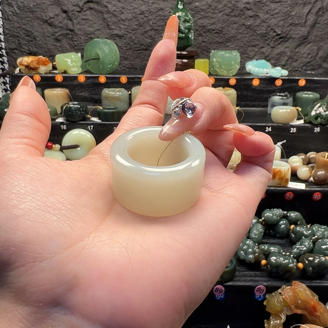 海***海和田玉未镶嵌戒指内径22  免费改圈口