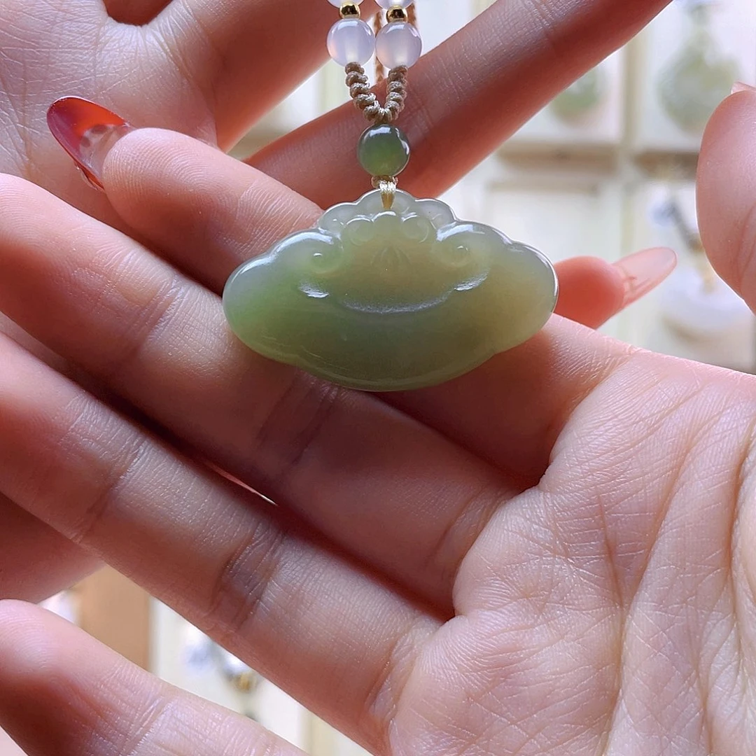 和田玉吊坠(赠链)未镶嵌?****?