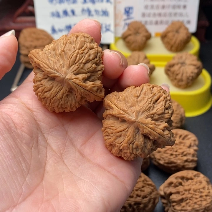 文玩核桃吊坠球将毕业41尺0900