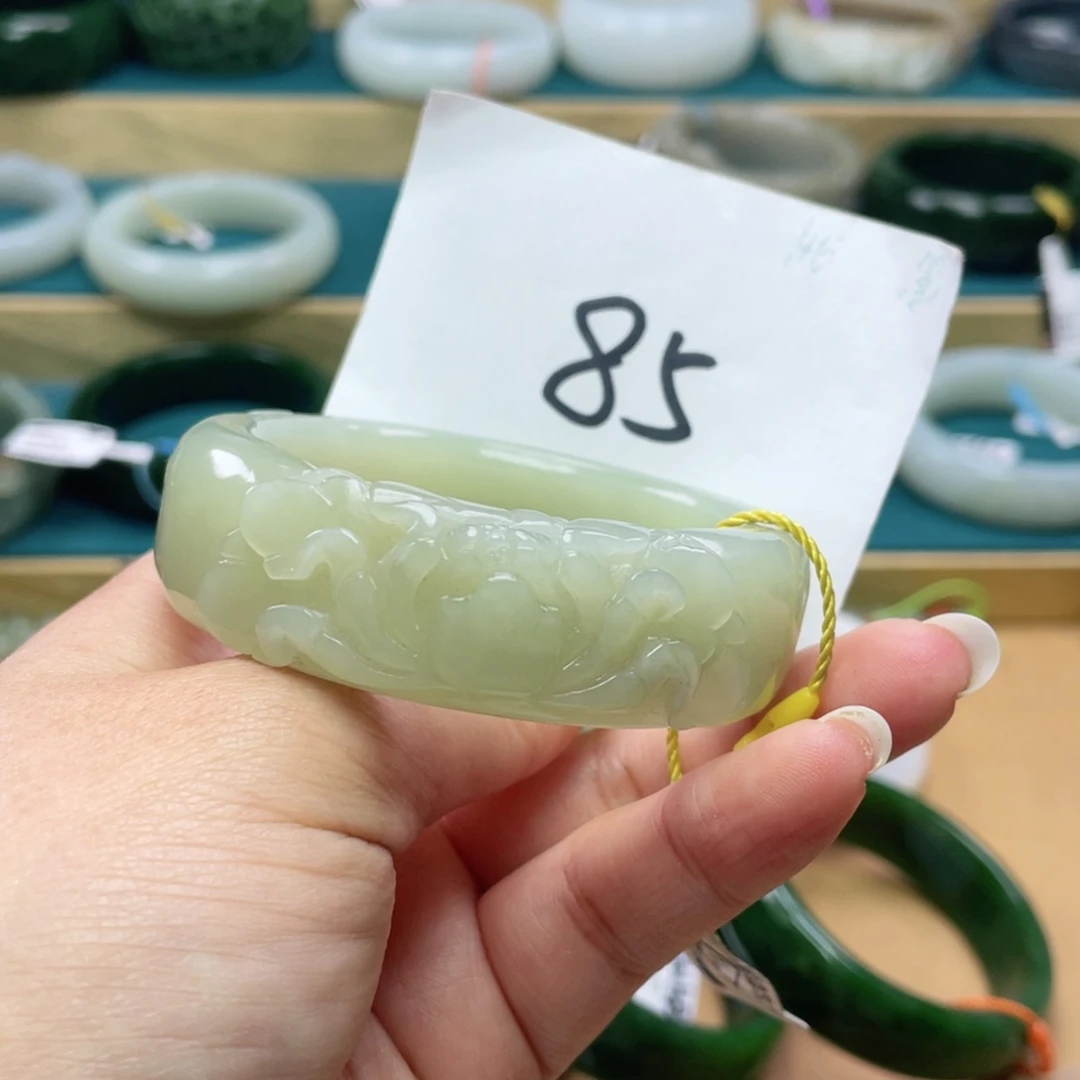 未镶嵌手镯和田玉圈口52