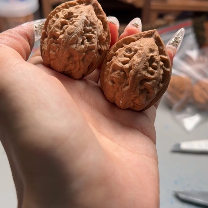 文玩核桃把件关东木子楸百核175花皮