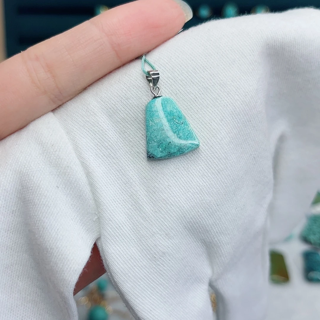 绿松石未镶嵌绿松石