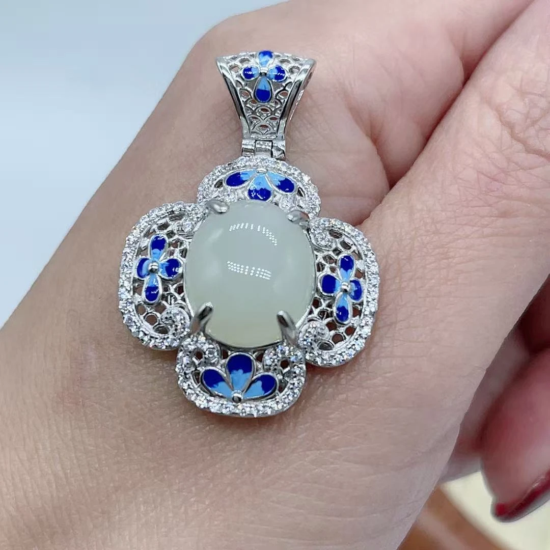 【玉美人】银镶和田玉国风珐琅彩吊坠约卡14（多样性发货拍一发一）