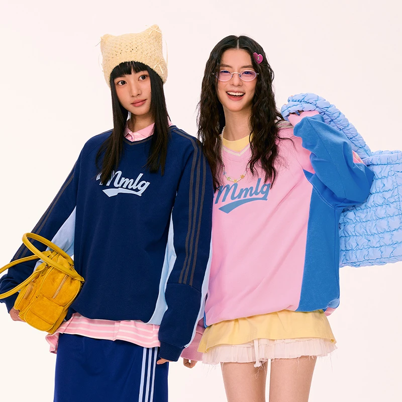 Mmlg2025年秋时尚运动风重磅自发热V领套头卫衣撞色logo款EQA025