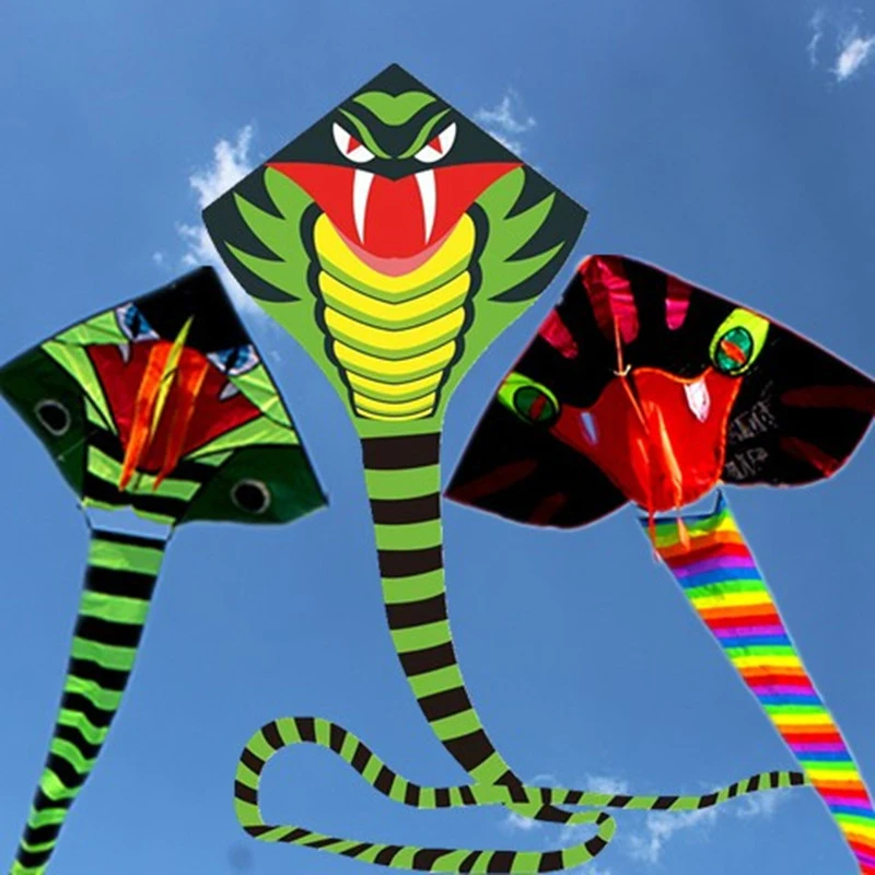 潍坊新款蛇风筝大型微风易飞高档成人儿童长尾初学者卡通青蛇风筝