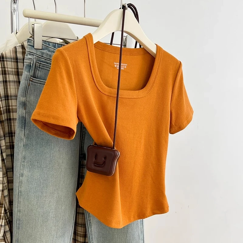 南瓜色方领正肩短袖t恤女夏季2025多巴胺出游露锁骨修身显瘦上衣