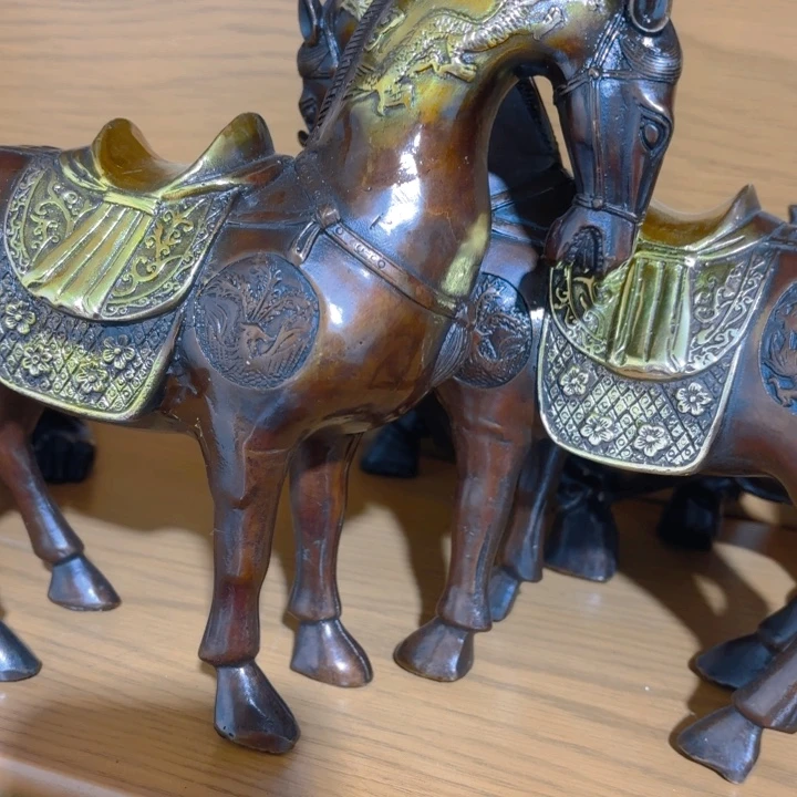 铜器摆件收收藏藏