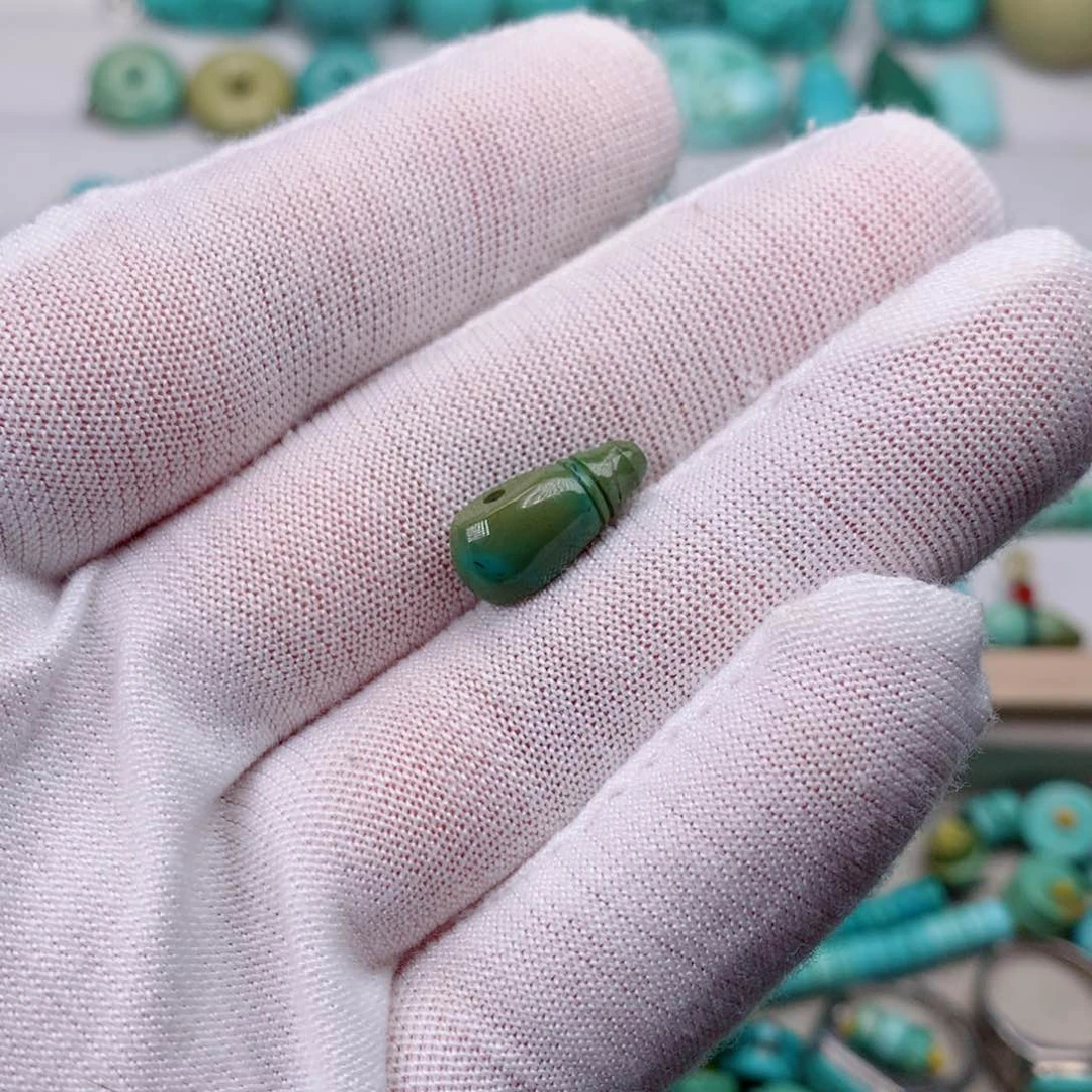 绿松石挂件未镶嵌