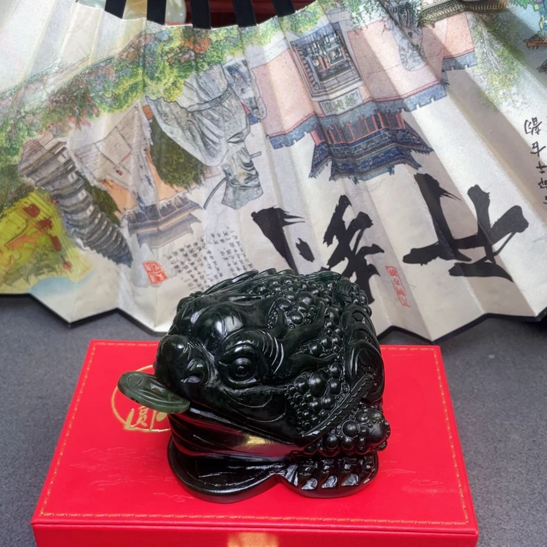 未镶嵌和田玉摆件