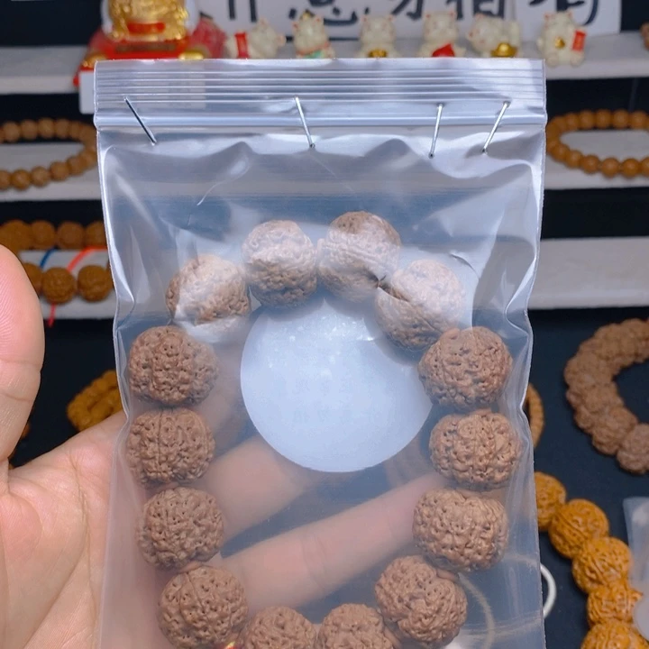 金刚菩提手串都****@      12