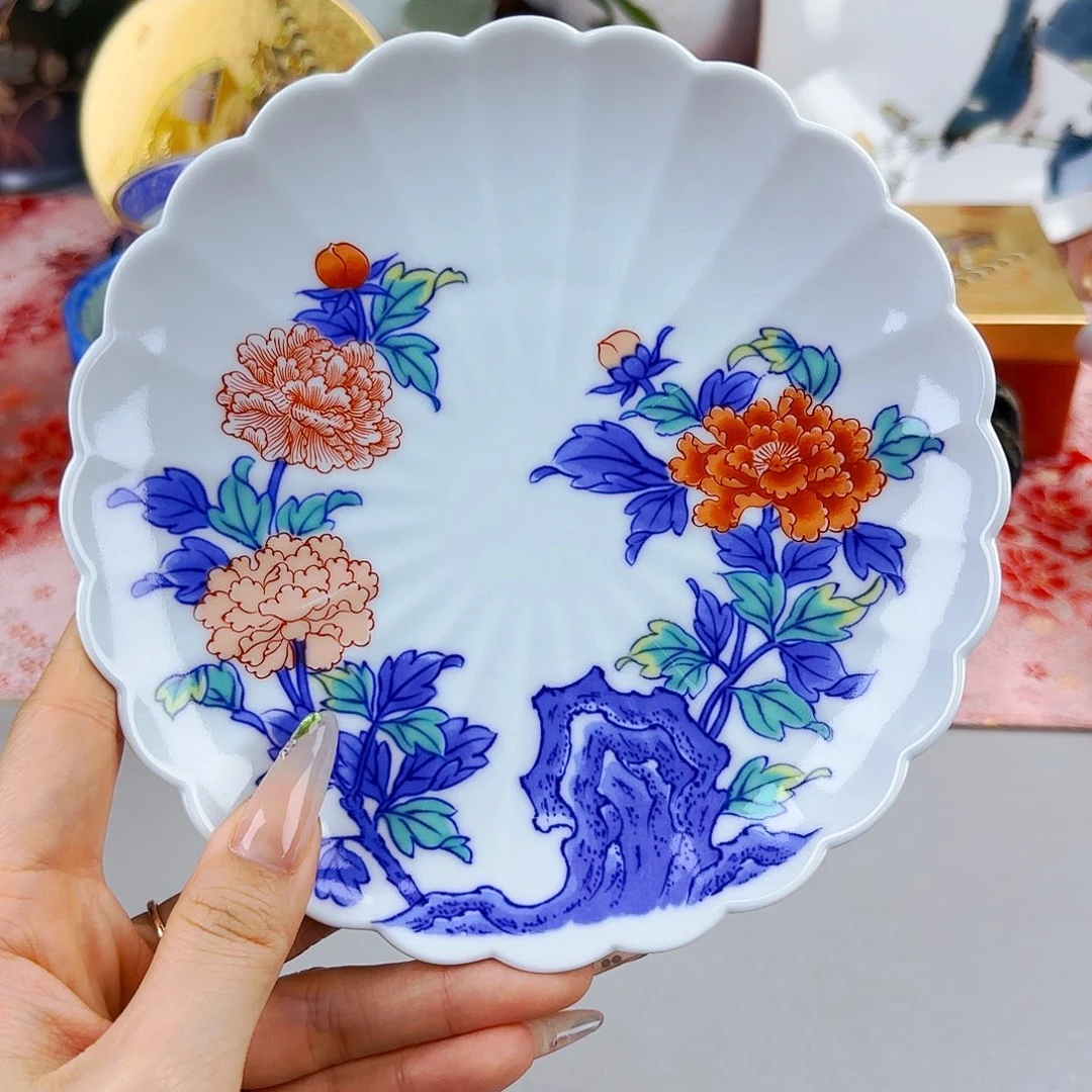 他家茶具瓷器真美！