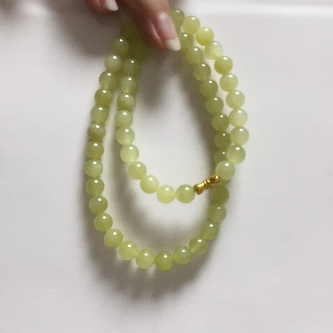 和田玉未镶嵌颈饰简单