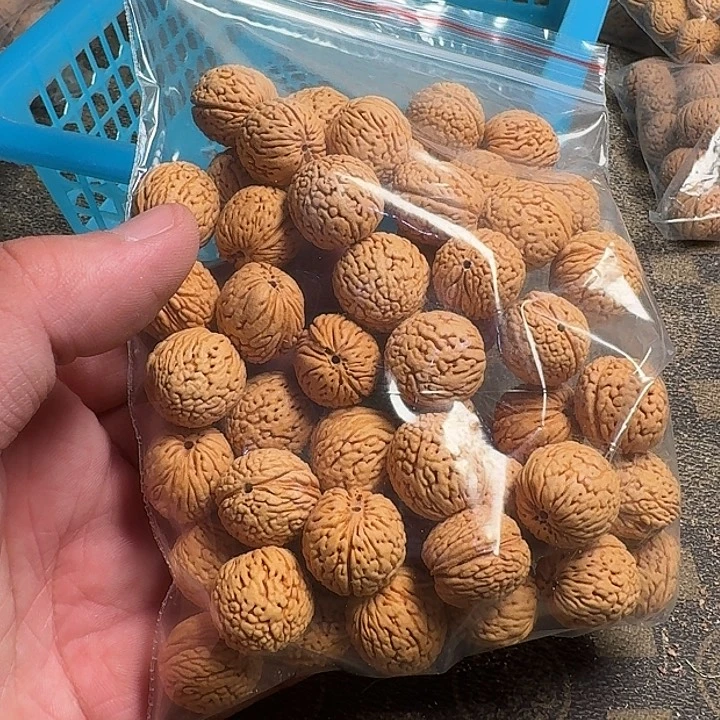 胡***灬桃核吊坠66666666666