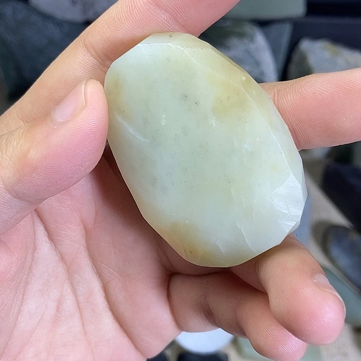 和田玉（糖玉）未镶嵌珠宝半成品