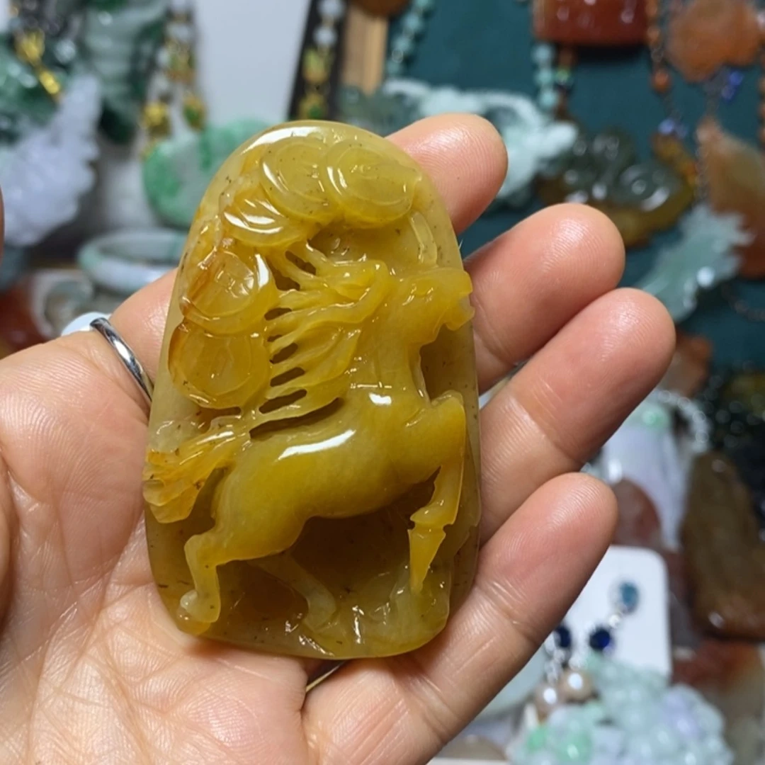 【闪购商品】翡翠吊坠(赠链)未镶嵌