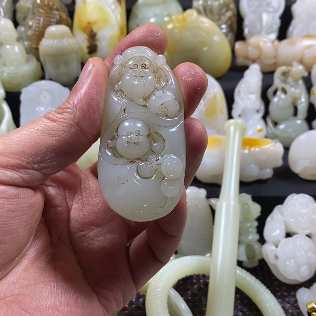 和田玉颈饰未镶嵌