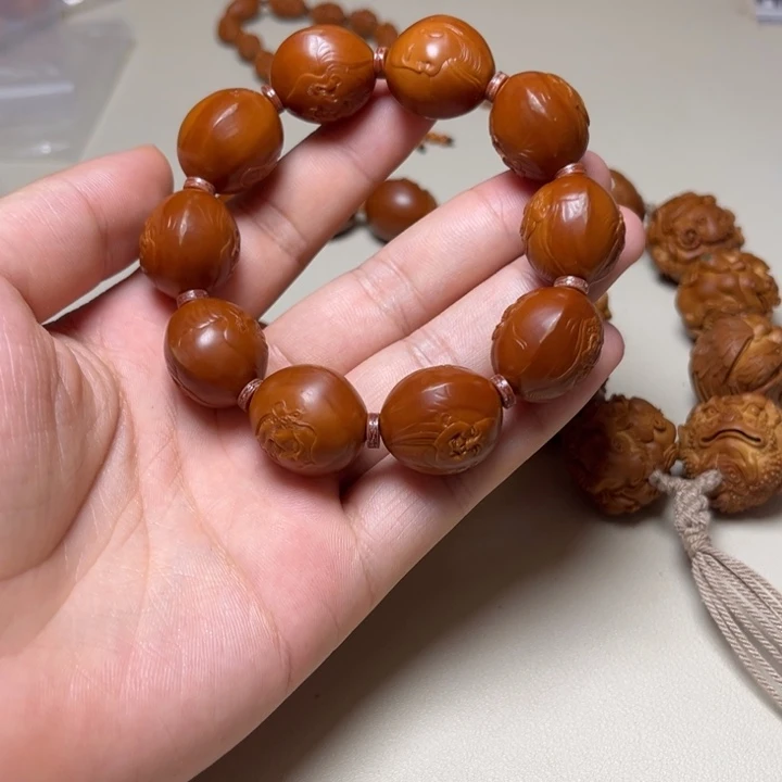 山***光吊坠橄榄核十八罗汉