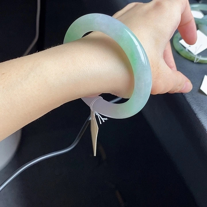 未镶嵌手镯翡翠56➕圆条