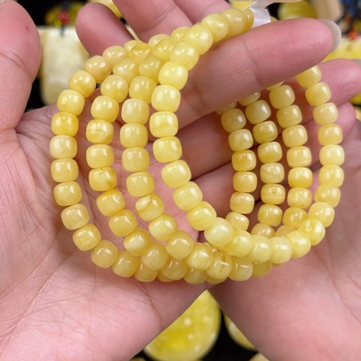 琥珀珠宝奇石未镶嵌琥珀，多样性发其一