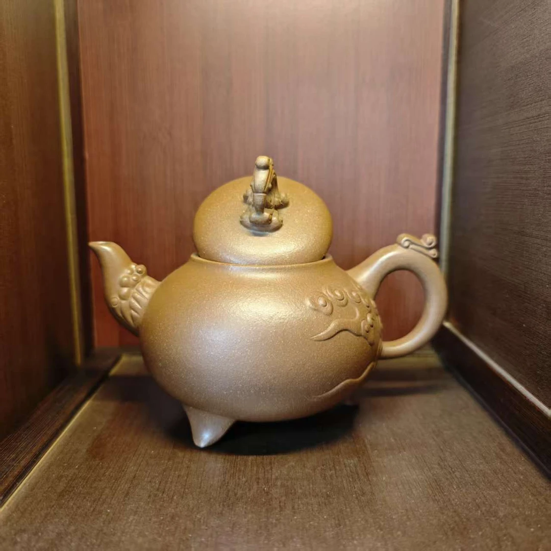 老宕口金黄段泥三足全手工