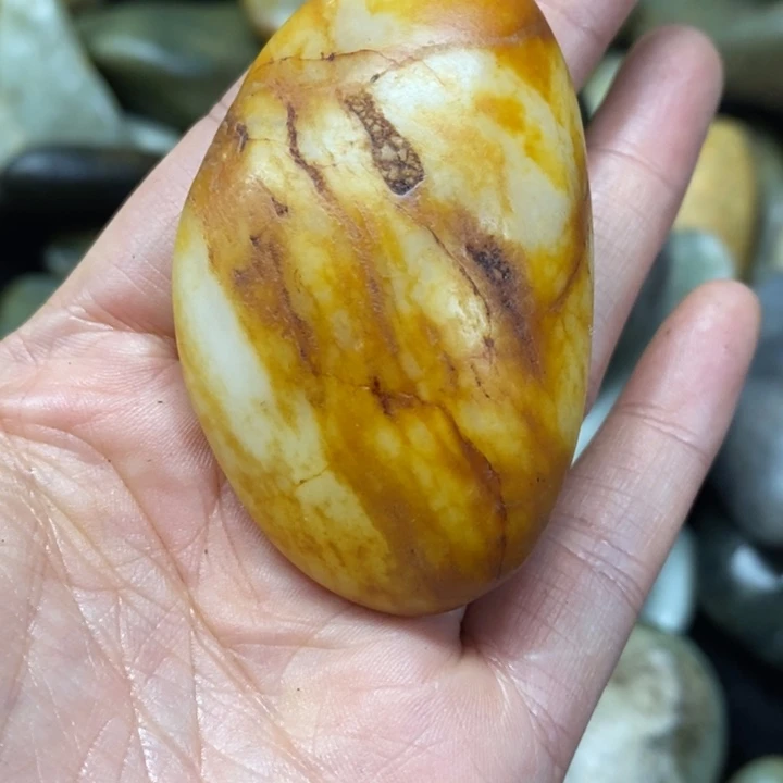 时***告和田玉未镶嵌挂件