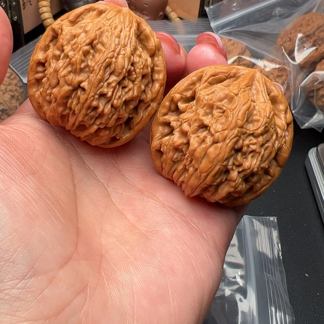 文玩核桃把件虎头wang42