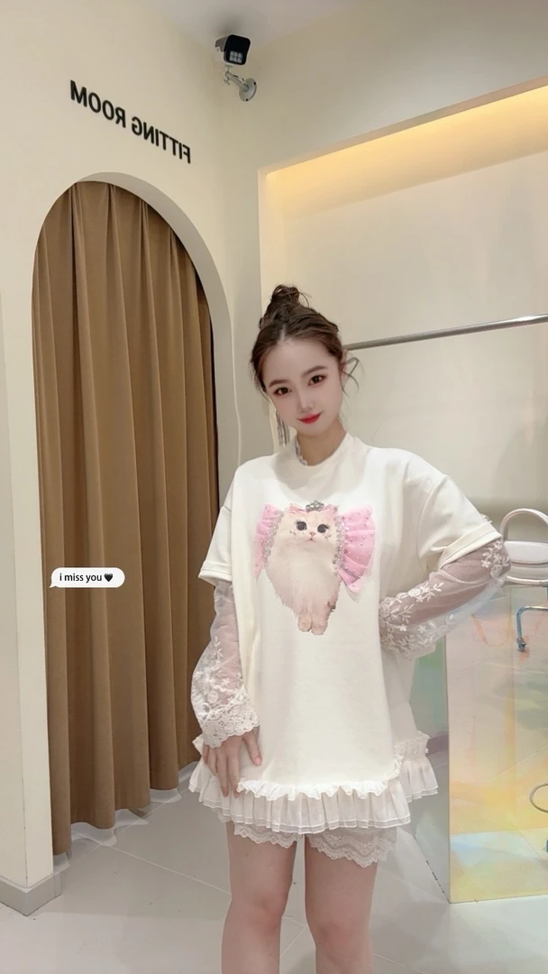 【化妆舞会 】大观欧货设计感简约卡通印花蕾丝袖猫咪连衣裙休闲范