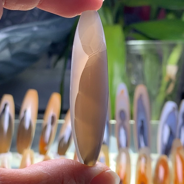 未镶嵌玛瑙/玉髓珠宝半成品91