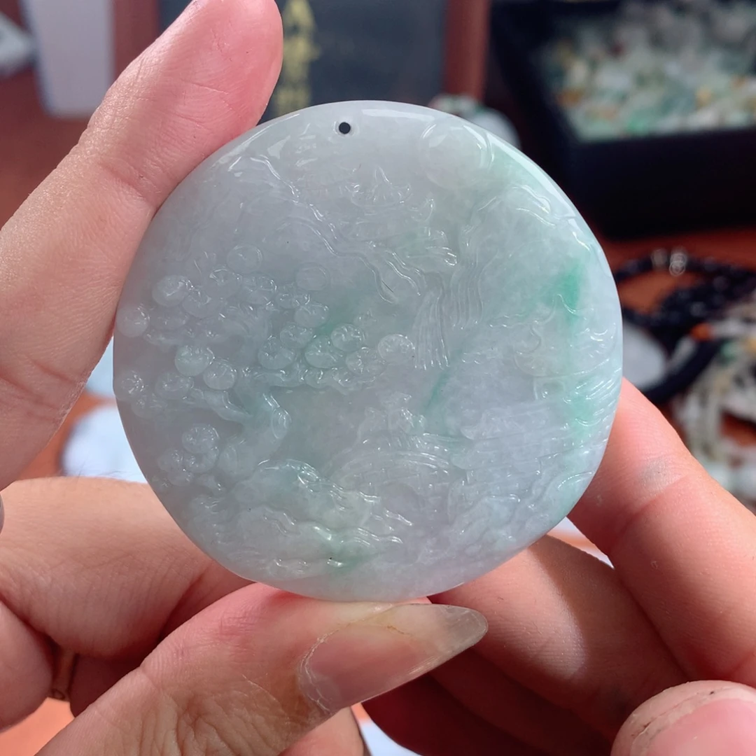 翡翠未镶嵌颈饰翡翠
