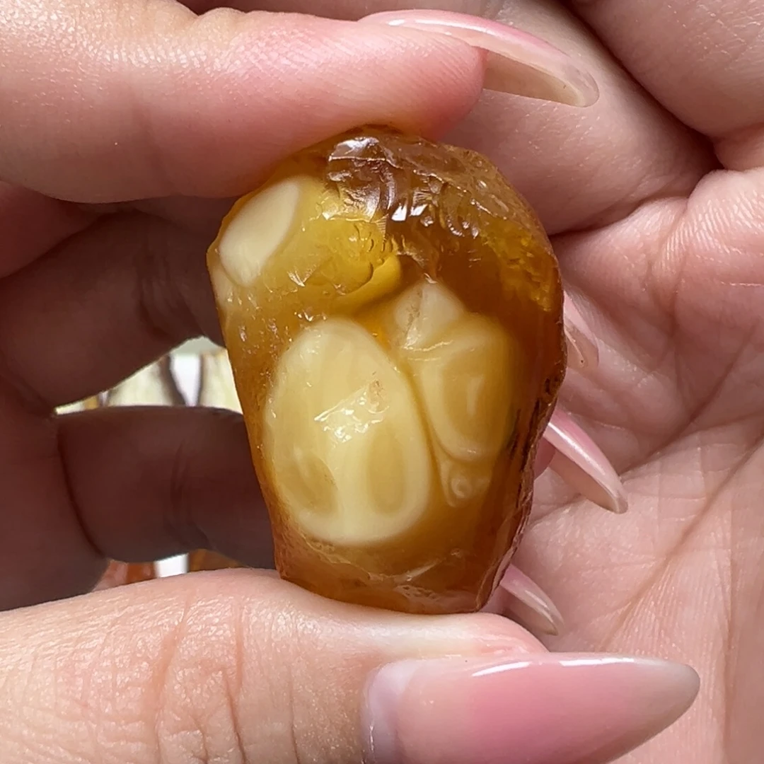 定制琥珀未镶嵌蜜蜡