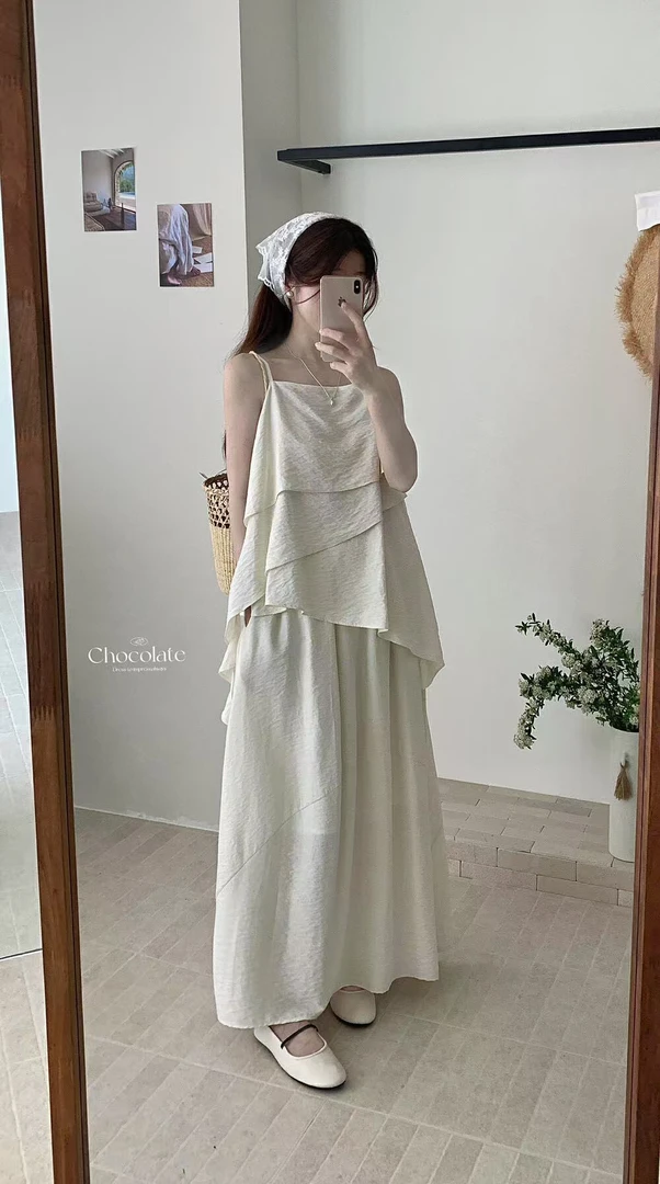 时尚套装背心法式设计师露肩抹胸气质荷叶边显瘦连衣裙上衣