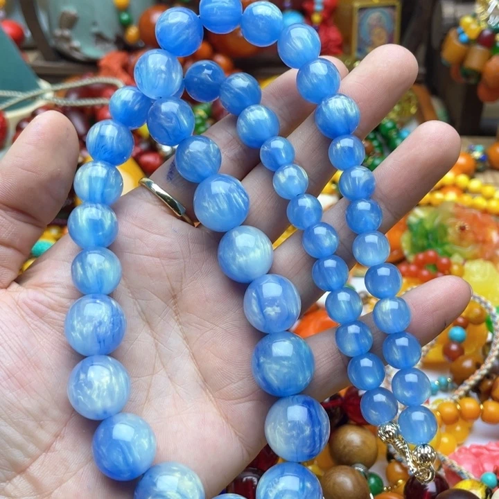 树脂制品77号蓝色项链