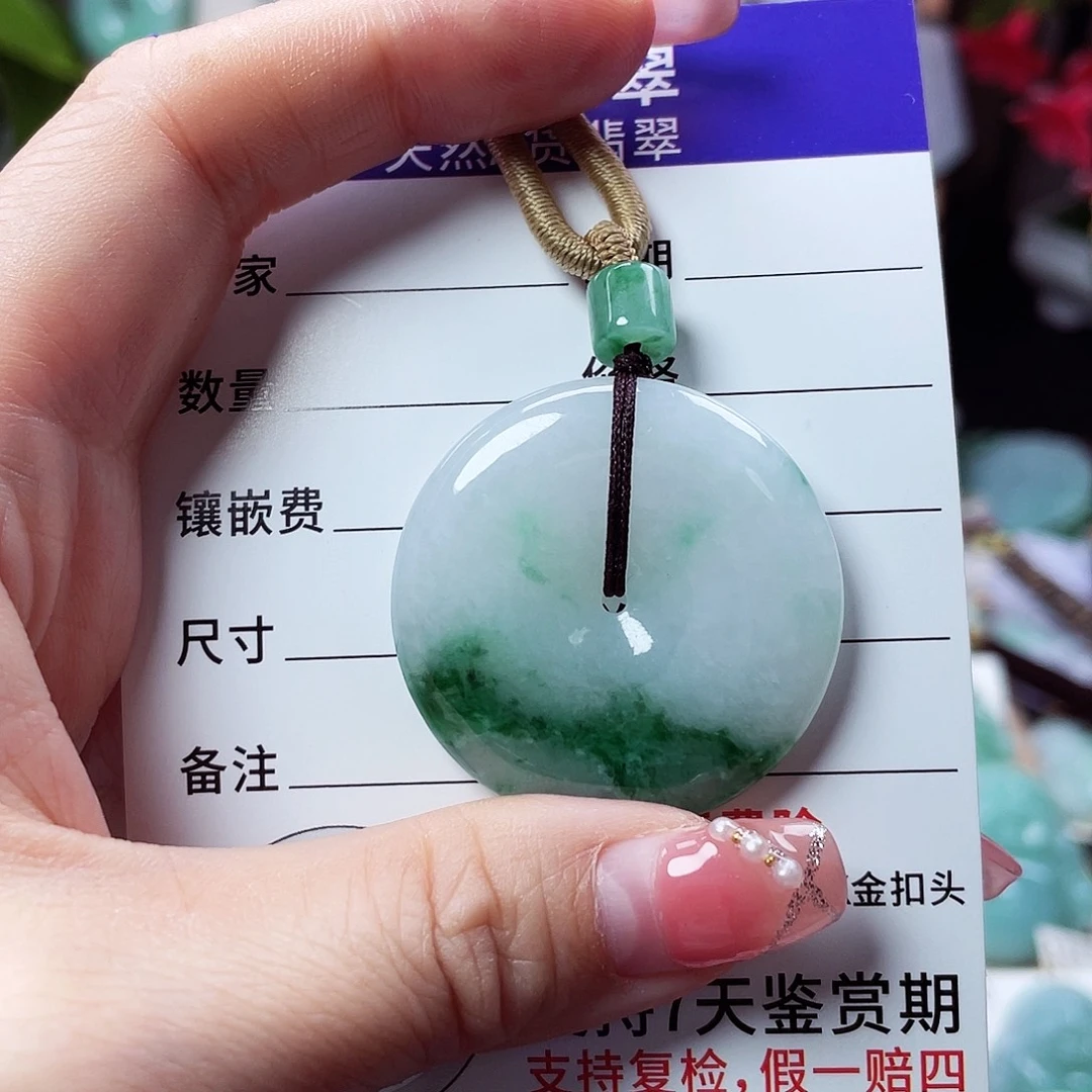 翡翠未镶嵌颈饰佛公65