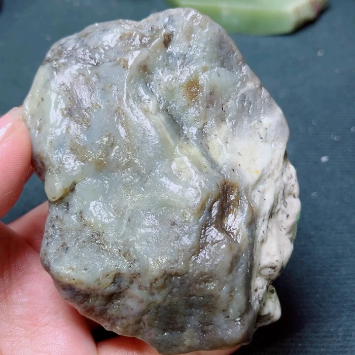 和田玉未镶嵌珠宝奇石