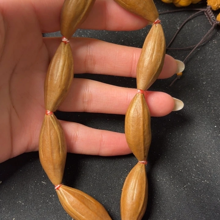 手串橄榄核柳叶素手串