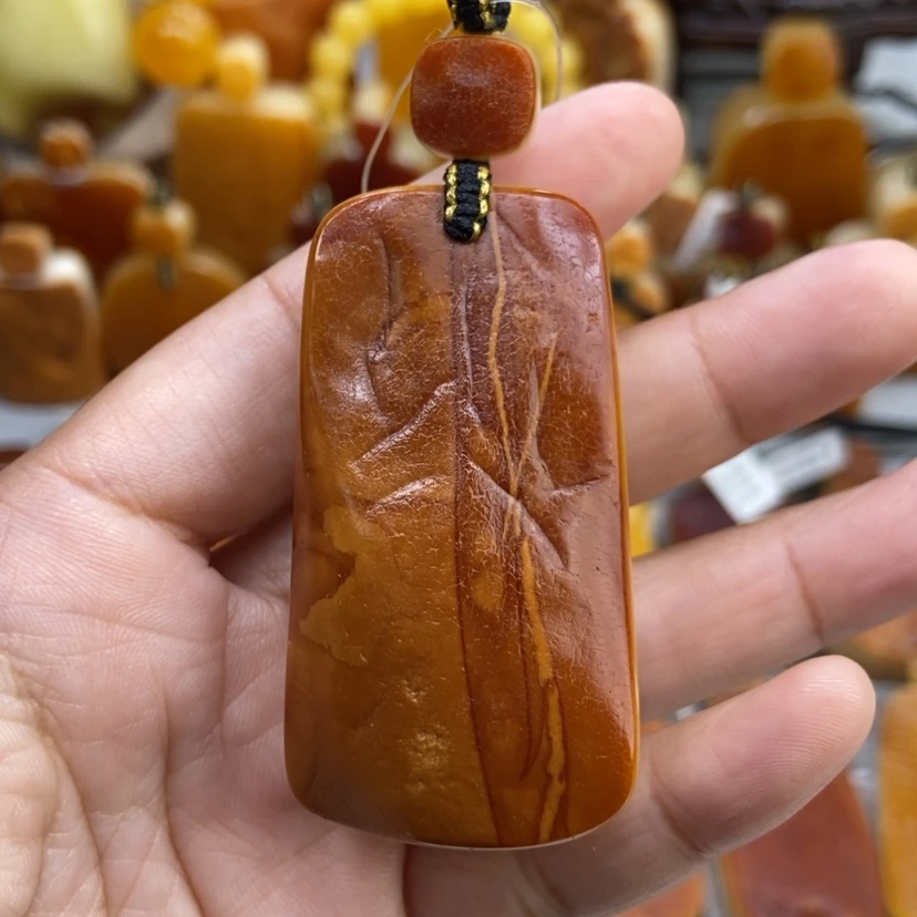 【闪购商品】琥珀颈饰未镶嵌