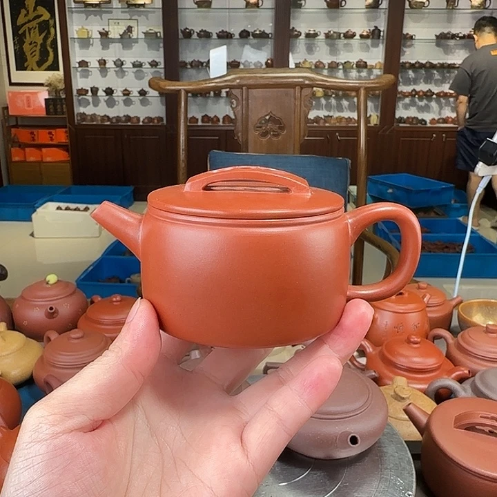 茶壶紫砂汉瓦红皮龙