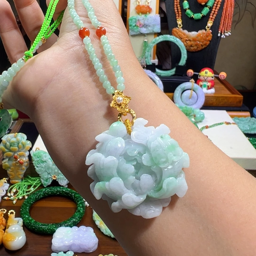 翡翠未镶嵌吊坠(赠链)冰飘绿花花